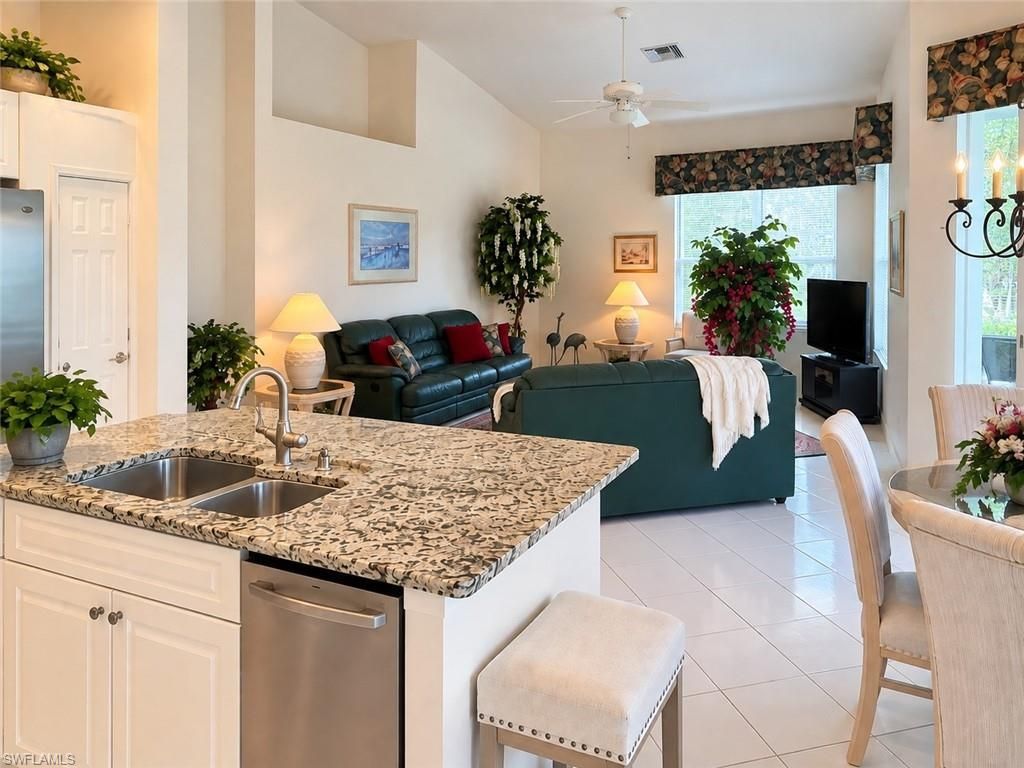 15173 Storrington Pl, Unit E-201, Naples, FL 34110 Photo