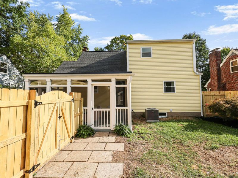 2616 Bristol Road, Columbus, OH 43221 Photo 55