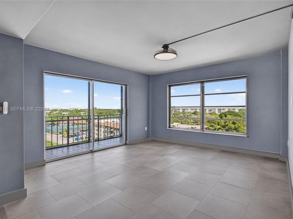 4174 Inverrary Dr , Unit 815, Lauderhill, FL 33319