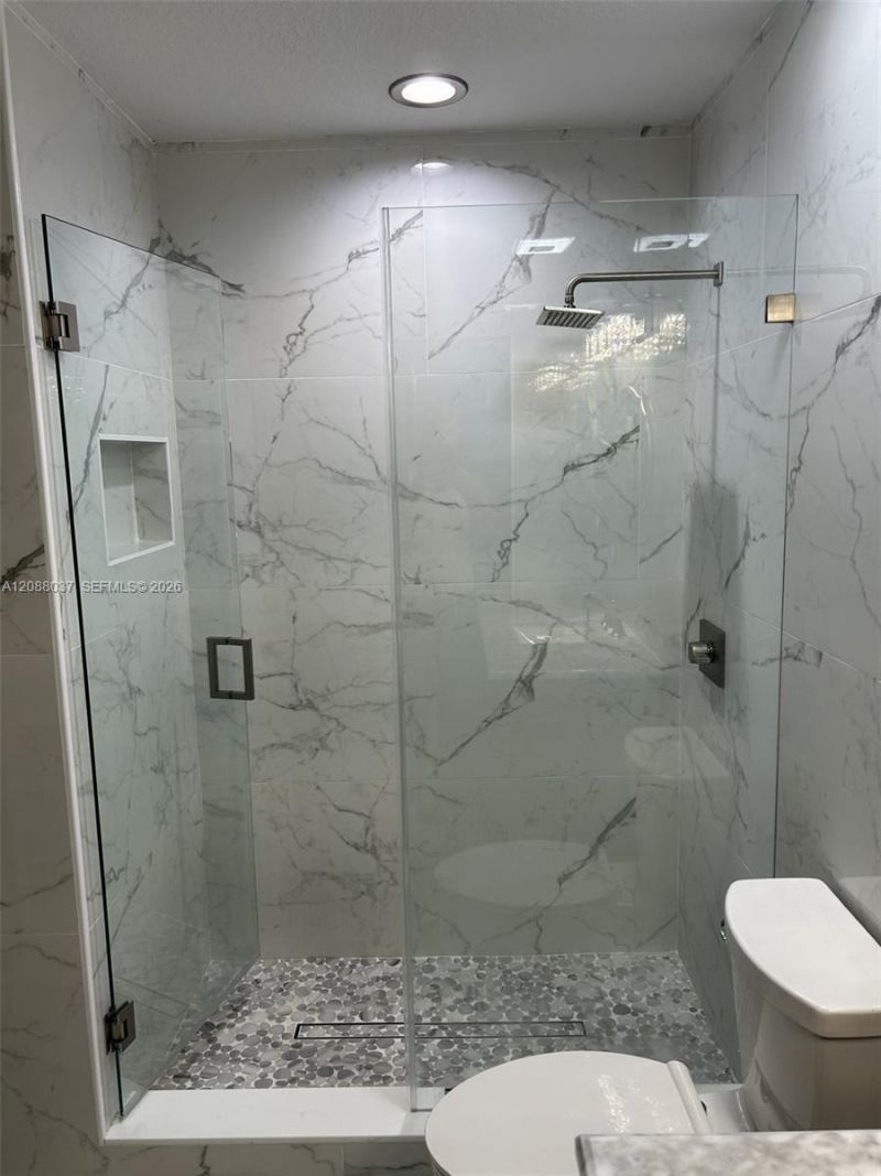 18859 NW 86th Ave, Unit 3305, Hialeah, FL 33015 Photo