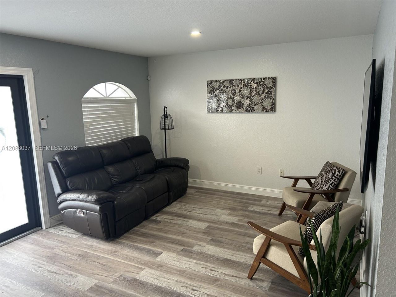 18859 NW 86th Ave, Unit 3305, Hialeah, FL 33015 Photo