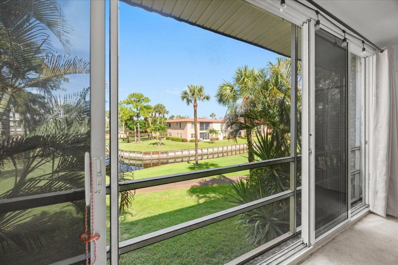 1917 SW Palm City Road, Unit Apt g, Stuart, FL 34994 Photo