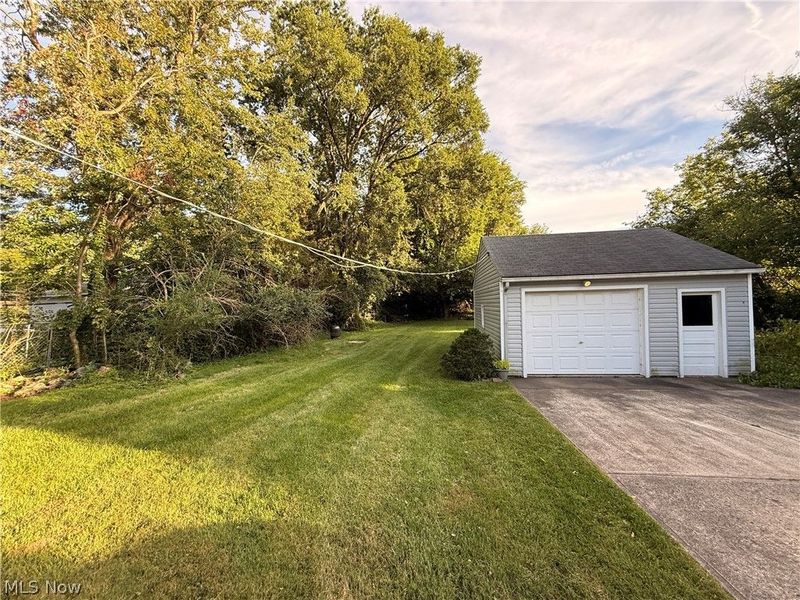 36955 Center Ridge Road , North Ridgeville, OH 44039 Photo 4