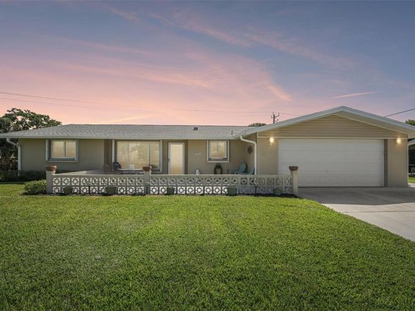 106 ALGIERS DRIVE , VENICE, FL 34293