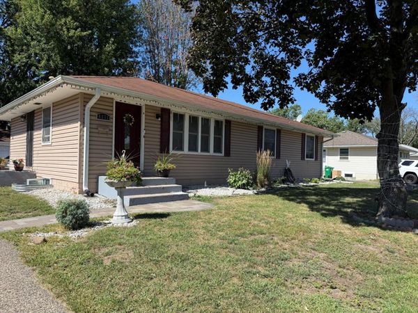 6331 Perry Avenue N, Brooklyn Center, MN 55429
