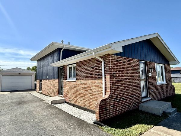 931 Miller Place , Phoenix, IL 60426