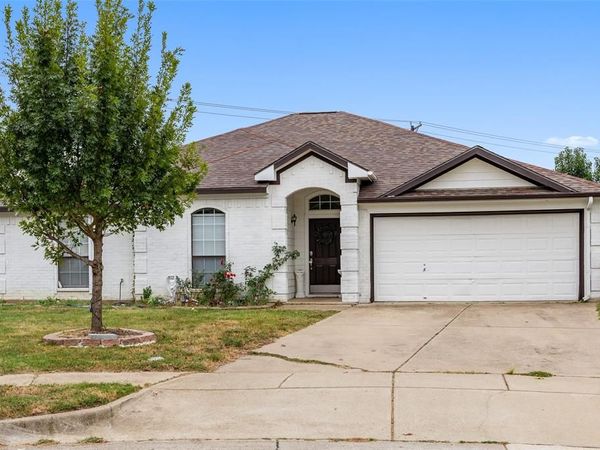 1112 Fawn Meadow Trail, Kennedale, TX 76060