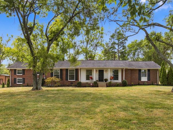721 Lambert Dr, Nashville, TN 37220