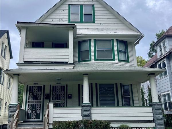 10121 Parkgate Avenue , Cleveland, OH 44108
