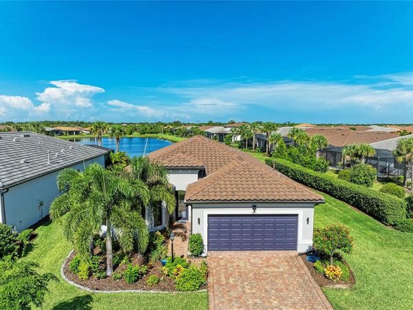 7683 SUMMERLAND COVE , LAKEWOOD RANCH, FL 34202