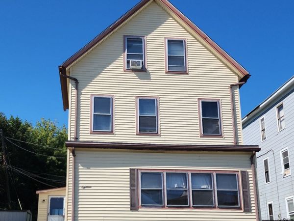 18 Maxwell St, Unit 2, Worcester, MA 01607
