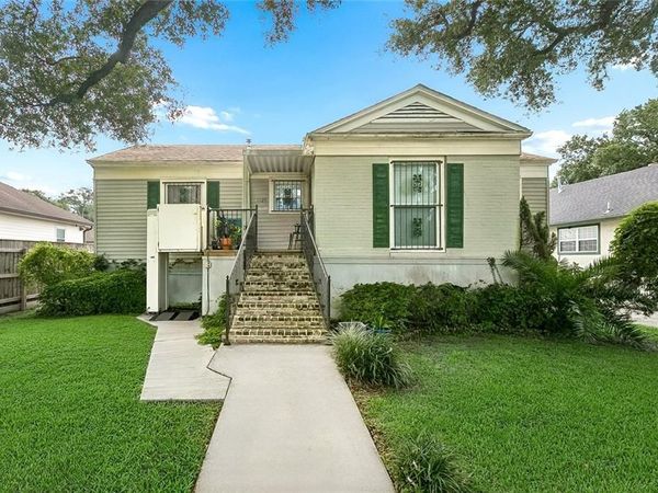 1620 KING Drive , New Orleans, LA 70122