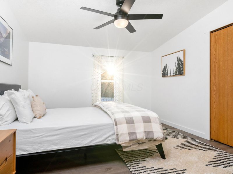 18596 Harble Griffith Road, Logan, OH 43138 Photo 12