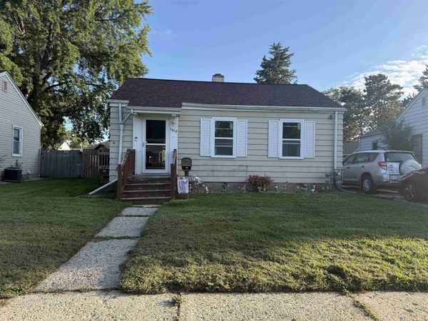 1612 Calumet Avenue, Beloit, WI 53511