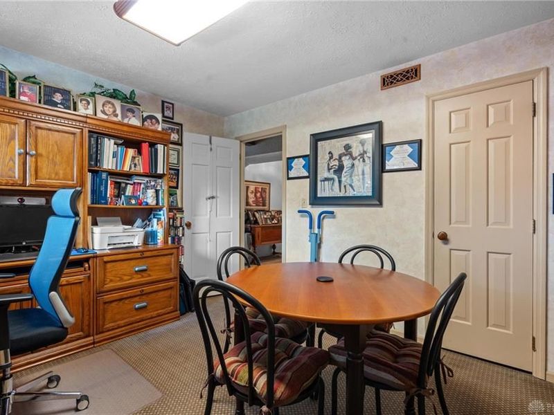 250 Trailwoods Drive, Dayton, OH 45415 Photo 35