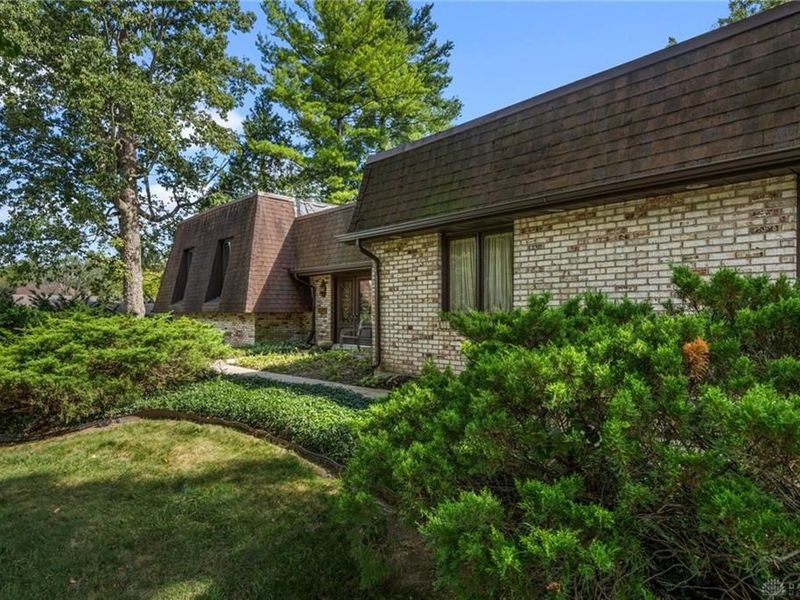 250 Trailwoods Drive, Dayton, OH 45415 Photo 4