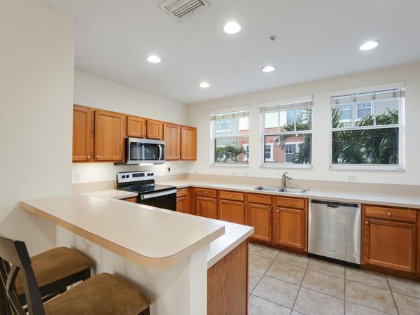 1740 SAN BENITO Way, Unit 4, West Palm Beach, FL 33401