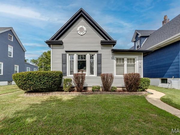 7075 Pernod Avenue, St Louis, MO 63139