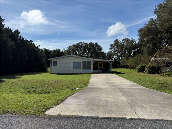 8285 COUNTY ROAD 109B , LADY LAKE, FL 32159