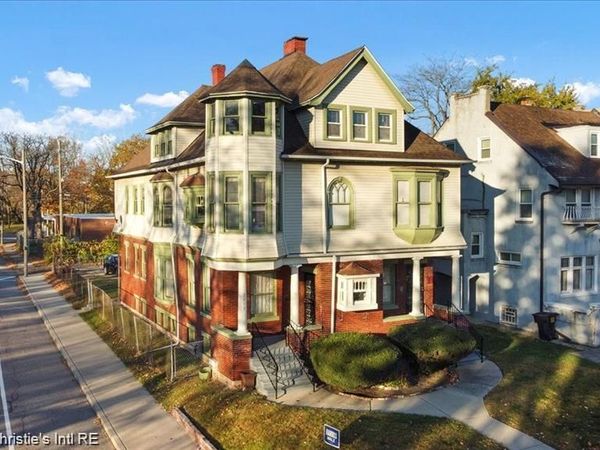 2405 Field 3rd Floor Street , Detroit, Mi 48214