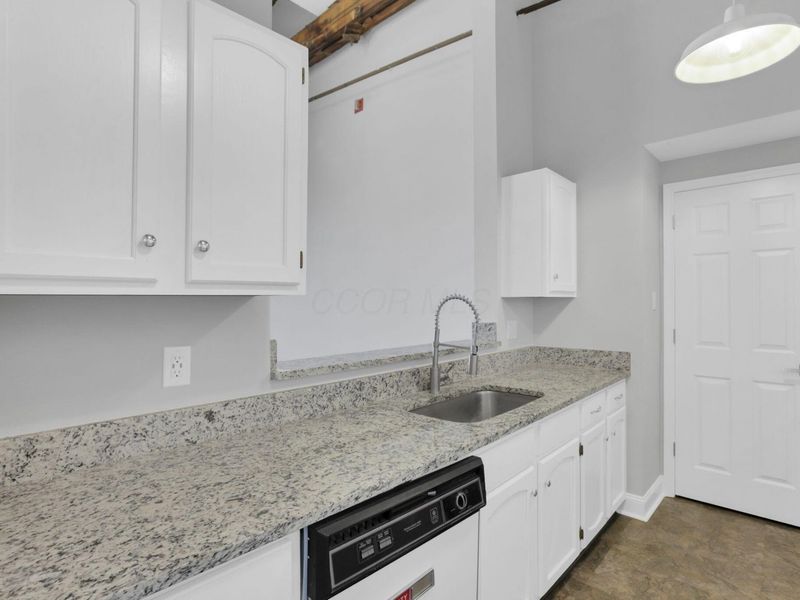 544 S Front Street, Unit 314, Columbus, OH 43215 Photo 6