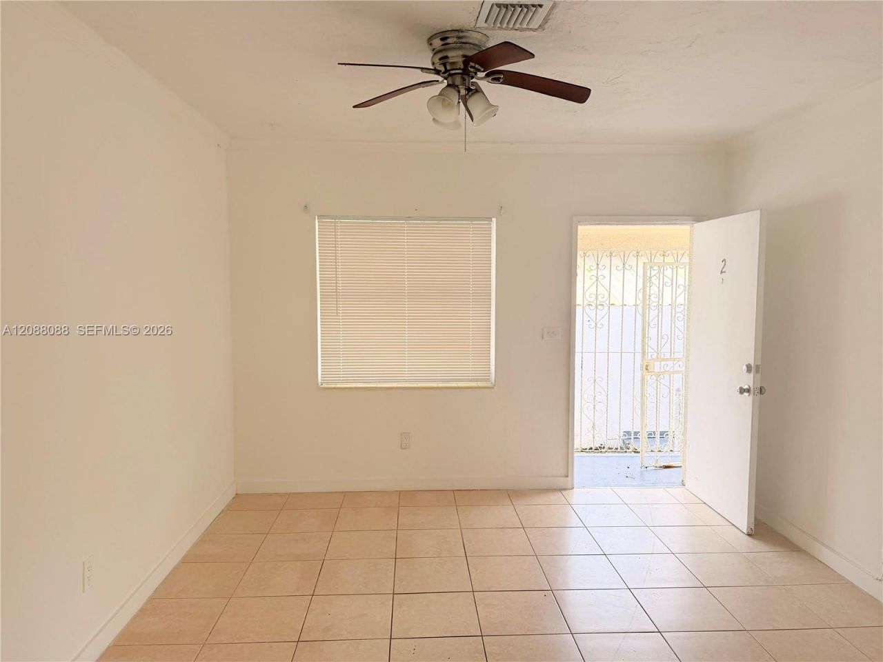 2410 NW 34th St, Unit 2, Miami, FL 33142 Photo