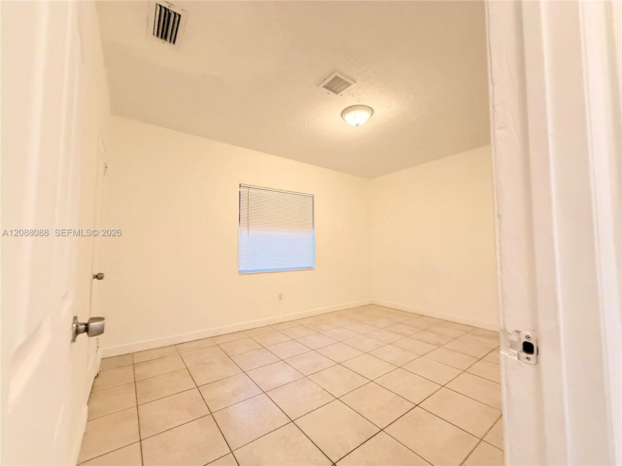 2410 NW 34th St, Unit 2, Miami, FL 33142 Photo