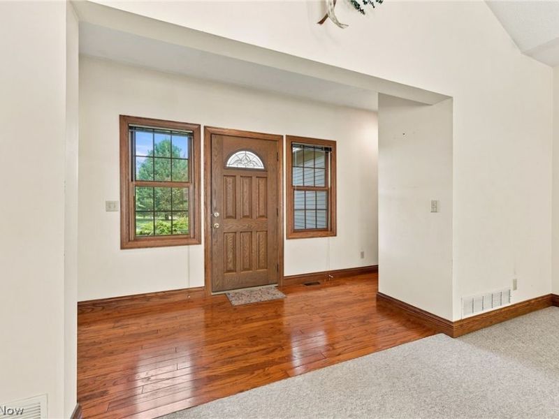 11735 Tall Pines Drive, Chardon, OH 44024 Photo 5