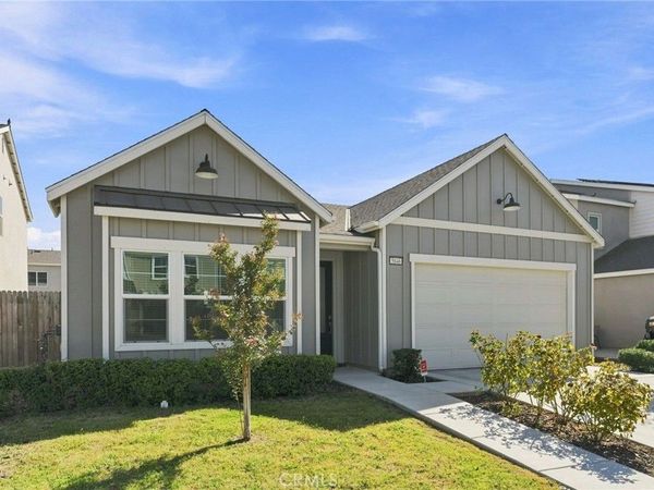 5846 E Truman, Fresno, CA 93727