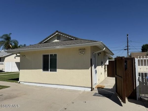 19153 Sylvan Street, Tarzana, CA 91335