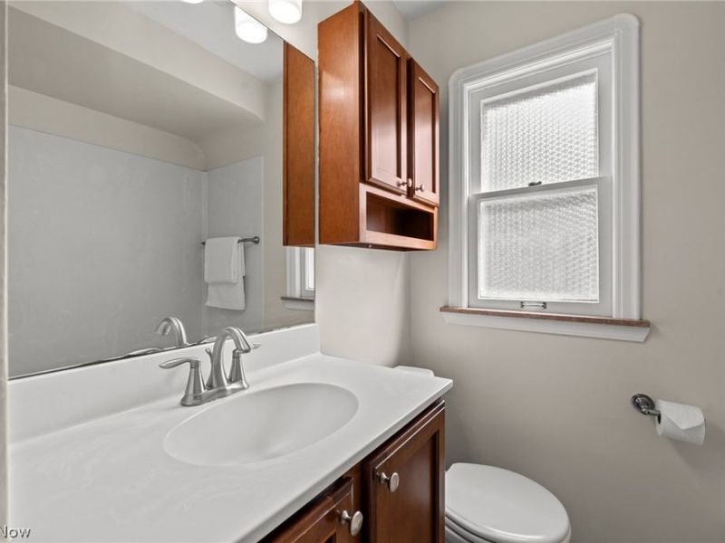 3261 Berea Road, Cleveland, OH 44111 Photo 13