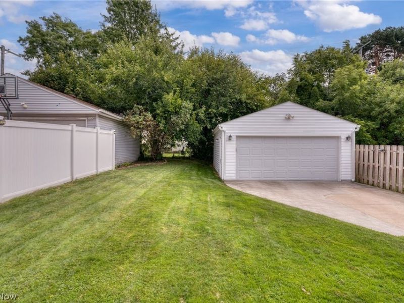 3261 Berea Road, Cleveland, OH 44111 Photo 31