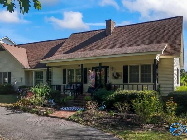 1900 Stevenson Street, Guntersville, AL 36976