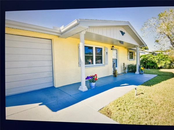 2203 RIOMAR DRIVE , HOLIDAY, FL 34691