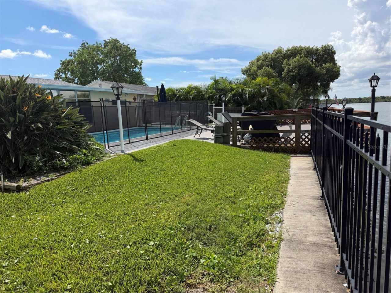 2203 Riomar Drive , Holiday, FL 34691 Photo
