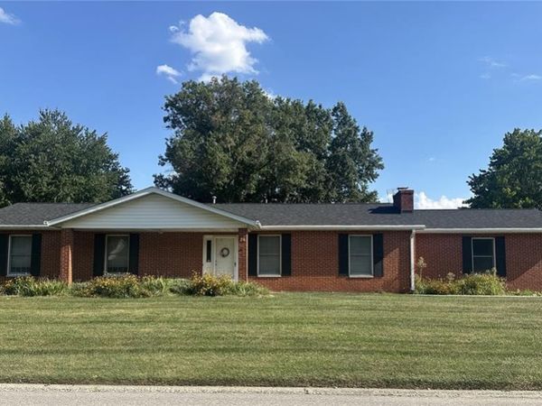 28 Rushmore Drive , Glen Carbon, IL 62034