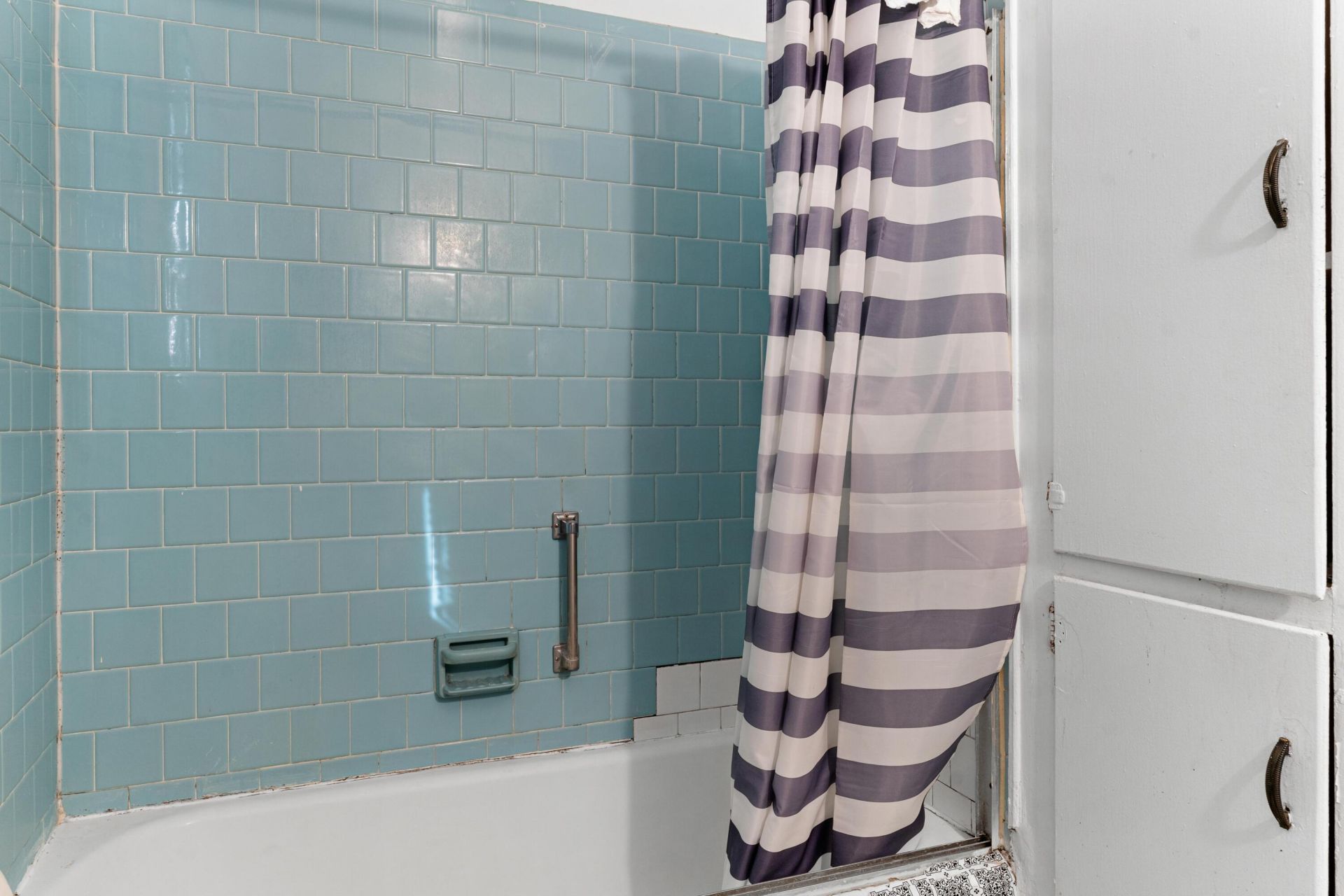 1136 Saint Matthews Road Photo 12