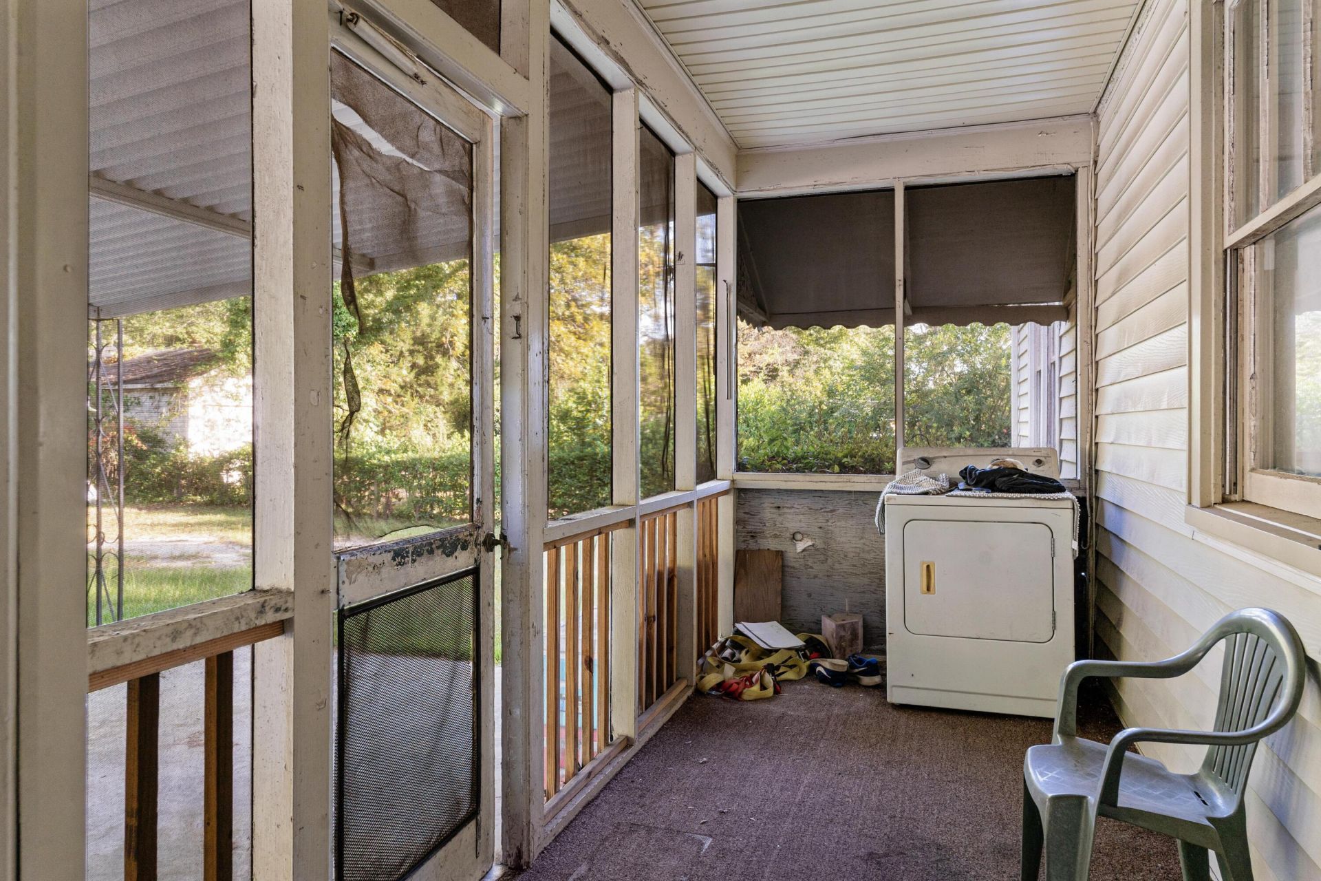 1136 Saint Matthews Road Photo 13
