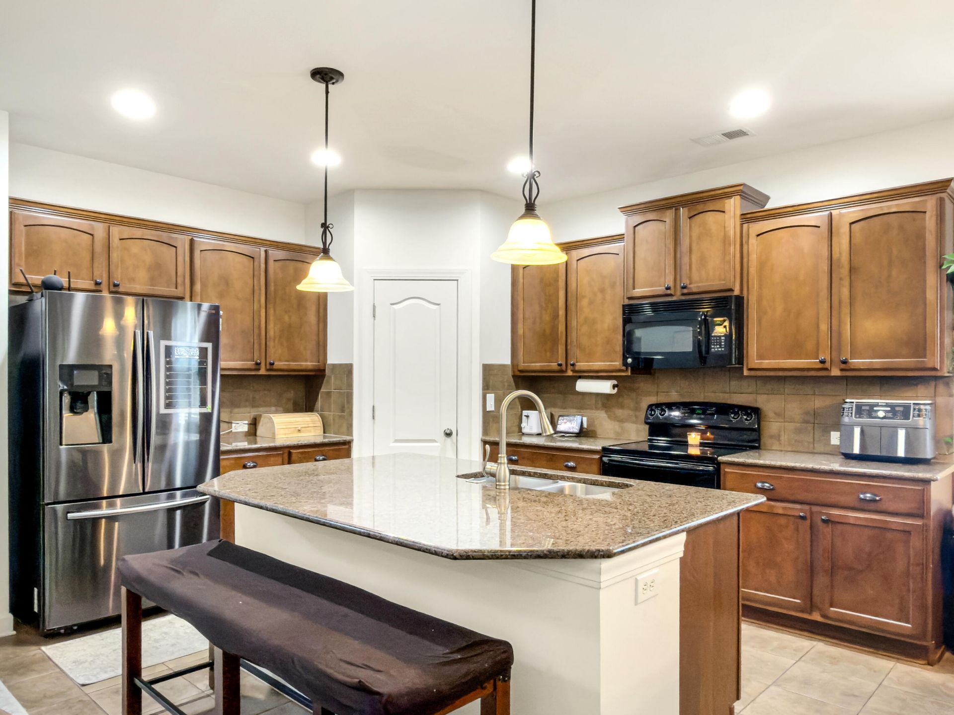 224 Devonshire Drive Photo 13