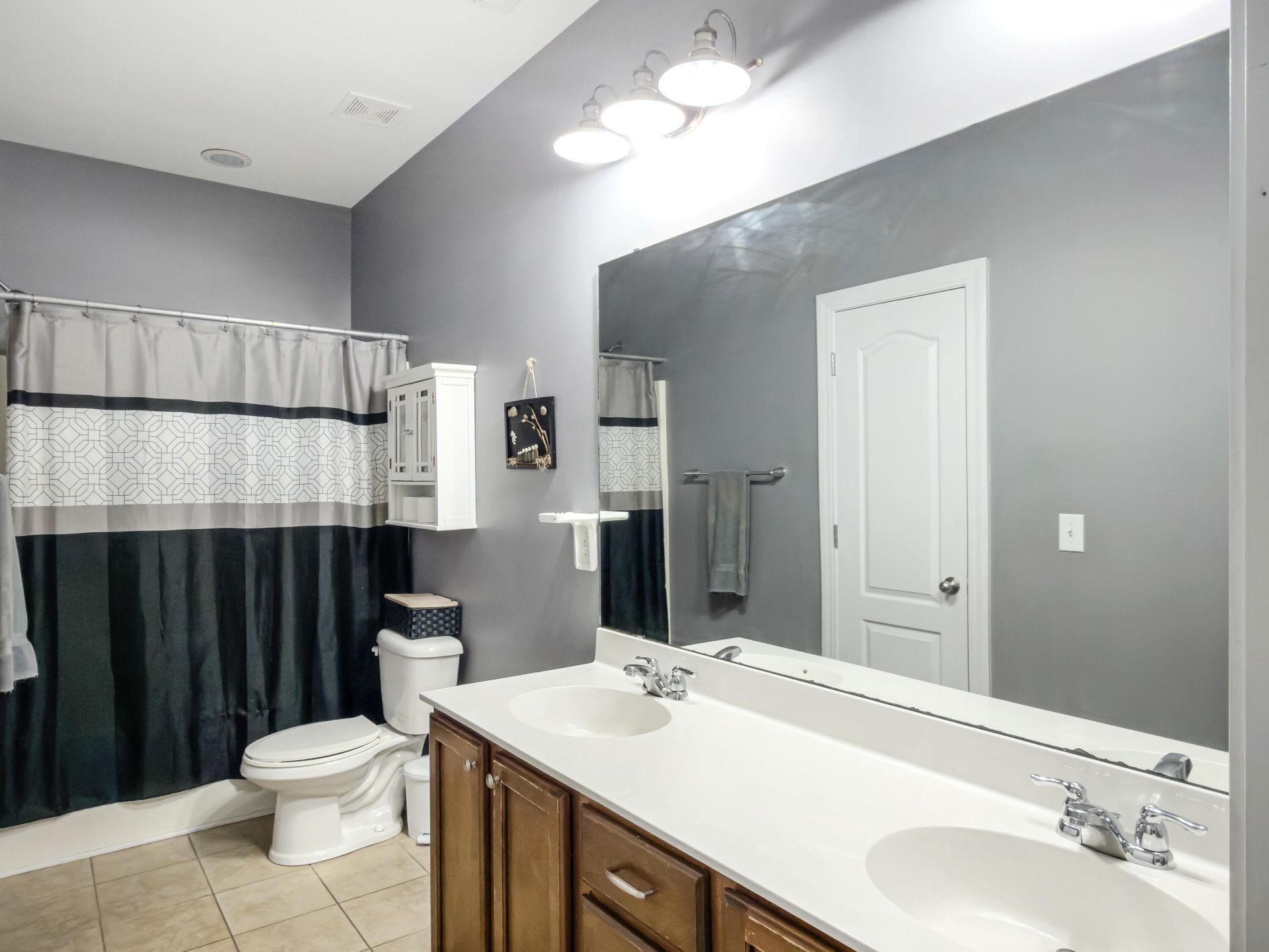 224 Devonshire Drive Photo 29