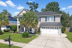 224 Devonshire Drive photo 4