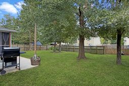 224 Devonshire Drive photo 4
