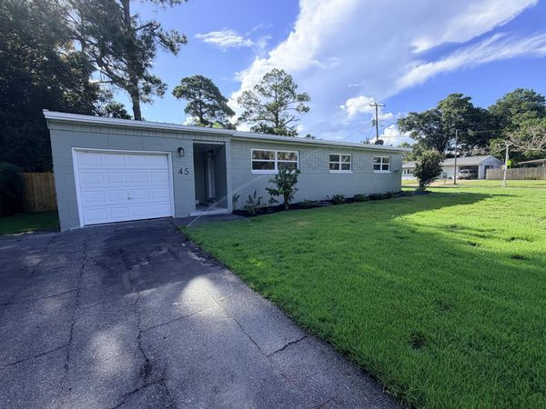 45 NE Laurie Drive, Fort Walton Beach, FL 32548