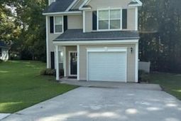 111 W Hartwick Lane photo 4