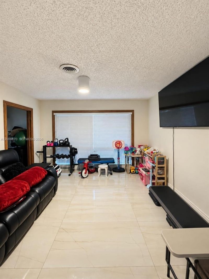 695 SW 65th Ave, Margate, FL 33068 Photo