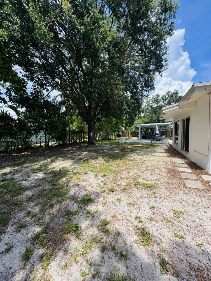 695 SW 65th Ave, Margate, FL 33068 Photo