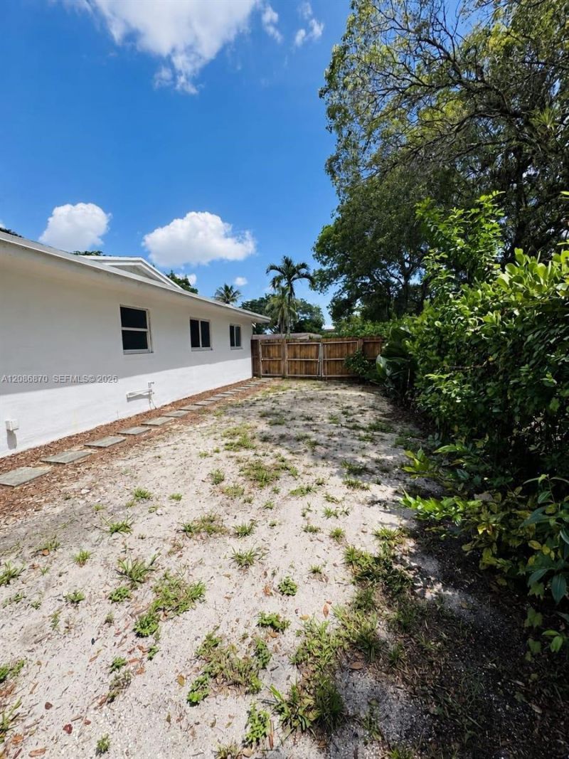 695 SW 65th Ave, Margate, FL 33068 Photo