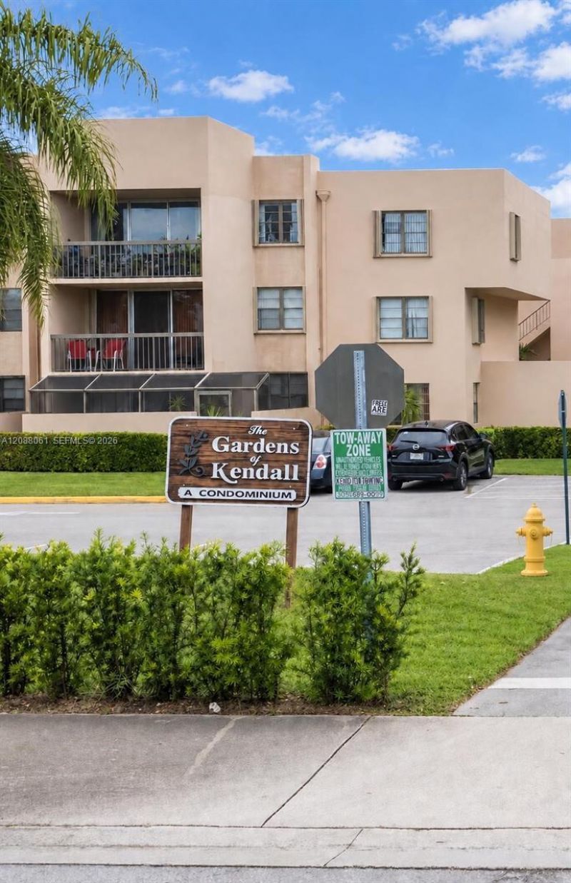 10625 SW 112th Ave, Unit 111, Miami, FL 33176 Photo