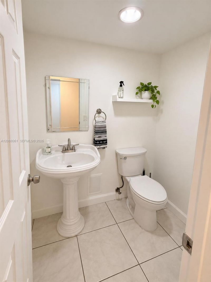 10625 SW 112th Ave, Unit 111, Miami, FL 33176 Photo