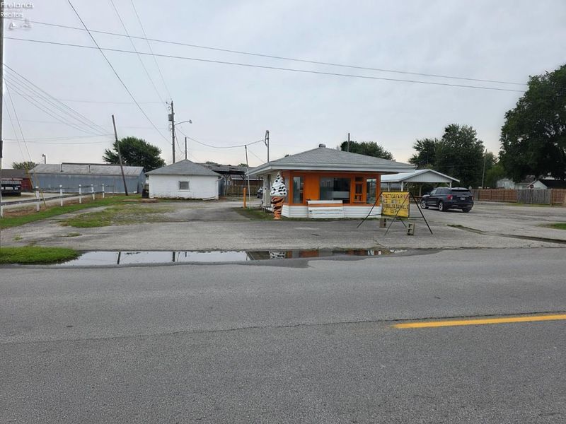 503 N Main Street, Attica, OH 44807 Photo 3